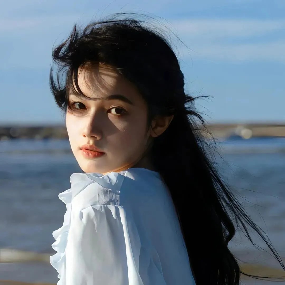 冷月偏照薄情人